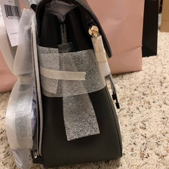 New backpack - Picture 3 of 3